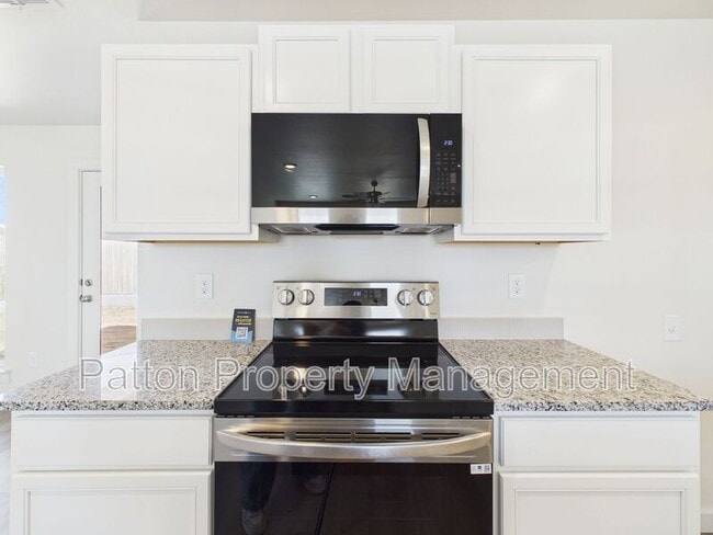 Building Photo - 2801 Ranch House Rd