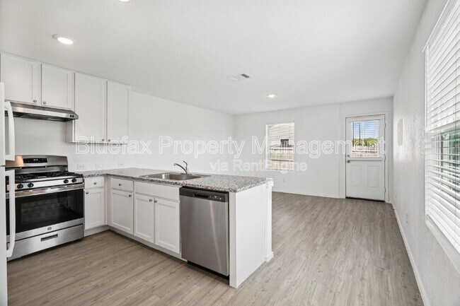 Building Photo - 20305 Andalusite Wy