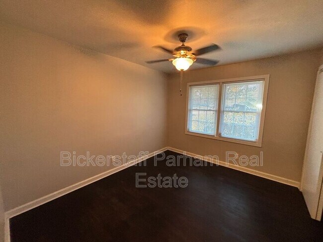 Building Photo - 1612 Celeste Dr