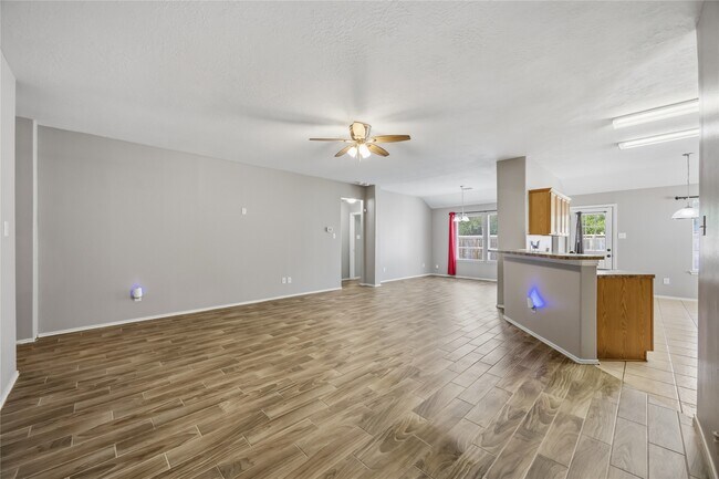 Building Photo - 2734 Trinity Glen Ln