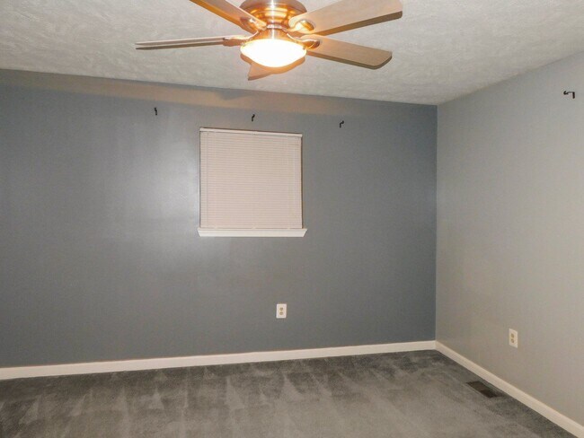 Building Photo - 45243 Billy Way