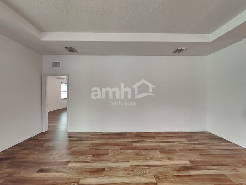 Building Photo - 11604 Winterset Cove Drive