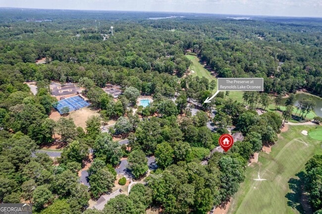 Building Photo - 1043B Clubhouse Ln