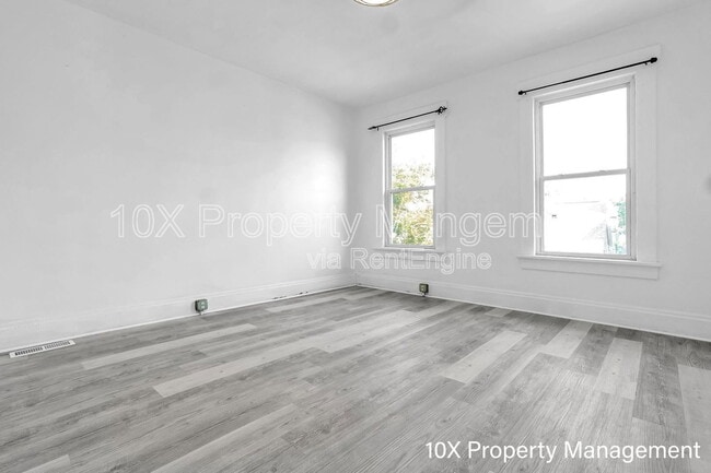 Building Photo - 851 Bellows Ave
