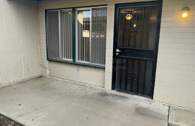 Building Photo - 4719 N 15th Ave