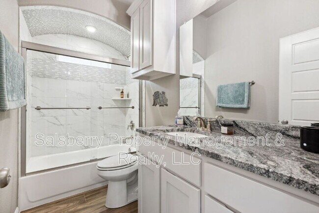 Building Photo - 3310 Windcrest Dr