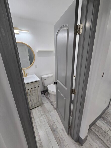 Building Photo - 1056 Geers Ave