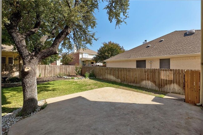 Building Photo - 1003 Antelope Ridge