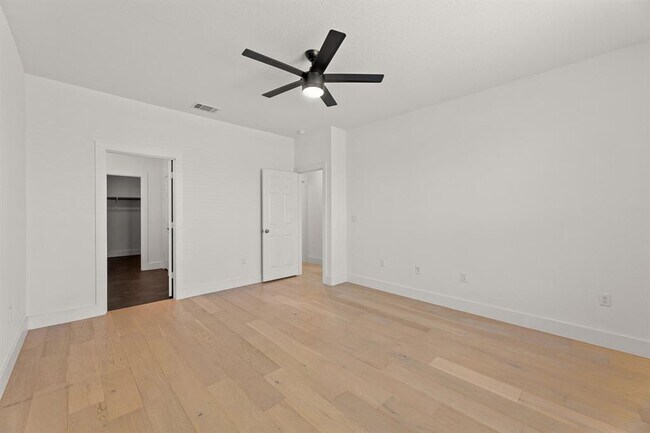 Building Photo - 322 Bonnet Blvd