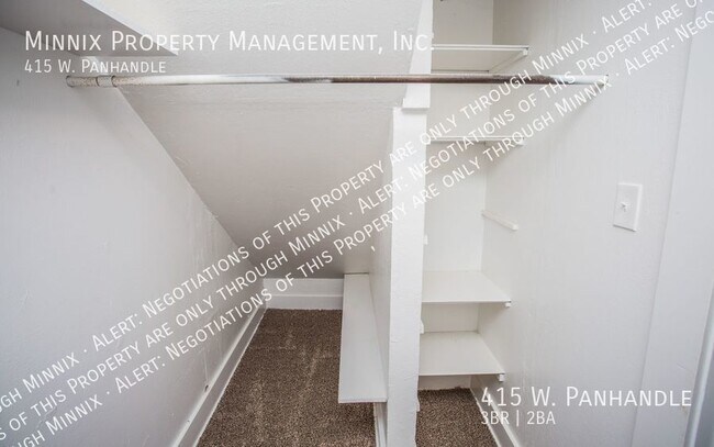 Building Photo - 415 W. Panhandle St.