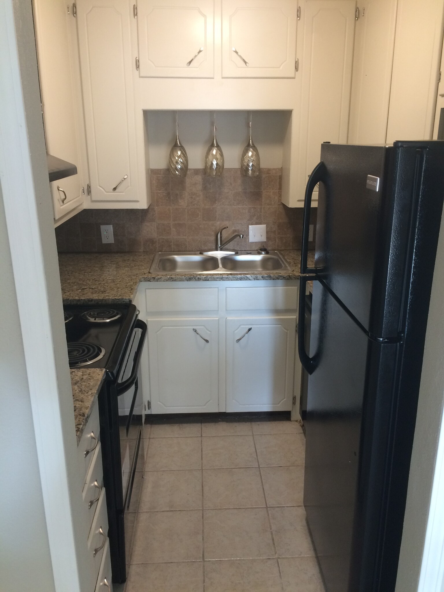 Granite Countertops - 821 Hardy Springs Cir