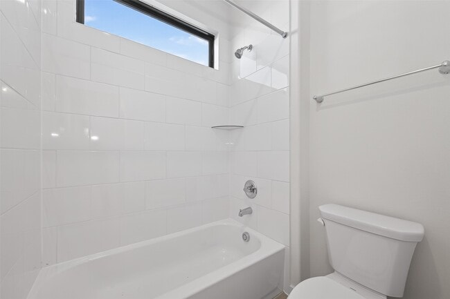 Building Photo - 3223 Loam Ln