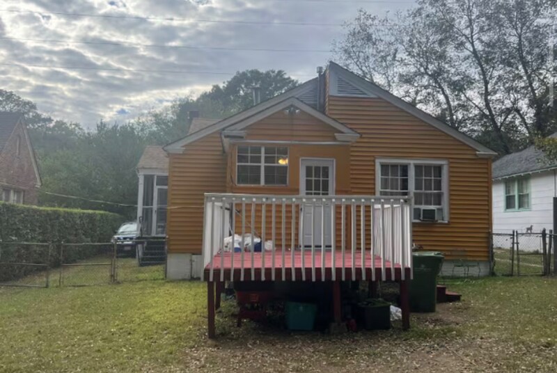 Building Photo - 219 S Panama St