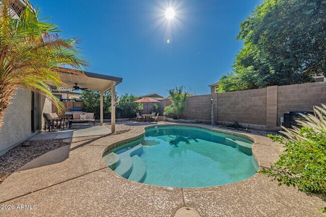 Building Photo - 45023 Miramar Rd