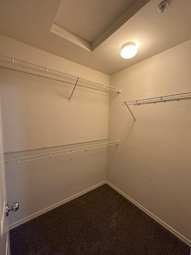 Building Photo - 2175 Hammond Ave