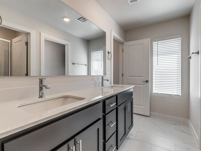 Building Photo - New Construction Home in Edmond/Oklahoma City