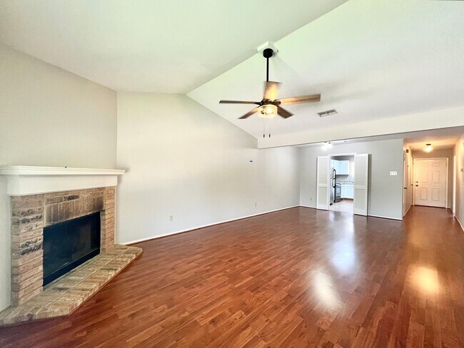 Building Photo - 400 W South Town Dr