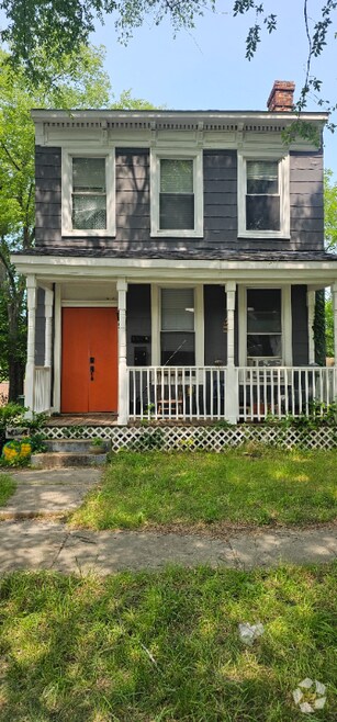 Building Photo - 1716 3rd Ave