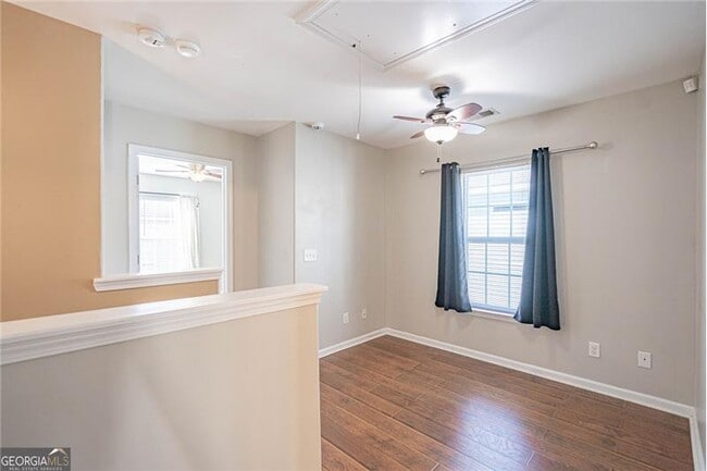 Building Photo - 25 Chey Hill Ln