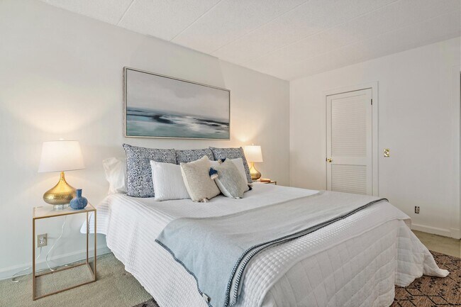 Building Photo - 100 Severn Ave