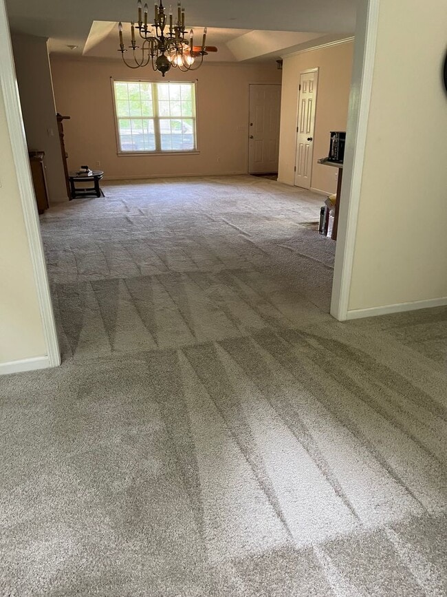 Building Photo - 2 Bedroom Brick Home Downtown Marianna