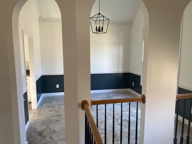 Building Photo - Coming Soon! Great home near the lake and ...
