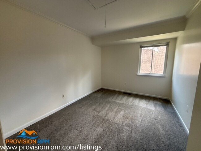 Building Photo - 36 Gentry Ct