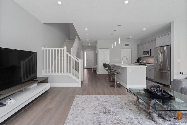 Building Photo - Frederick Isles Townhomes - Delray Beach
