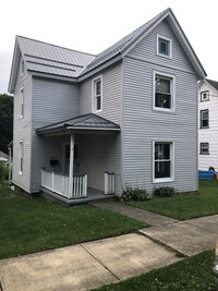 Building Photo - 14 Lincoln Ave