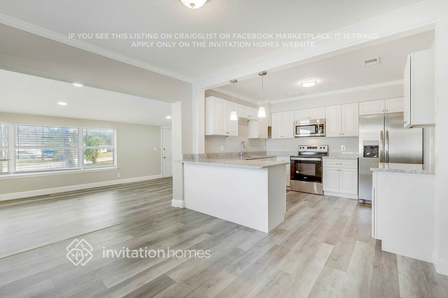 Building Photo - 6266 Shady Oak Dr