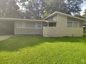 Building Photo - 646 Piermont St