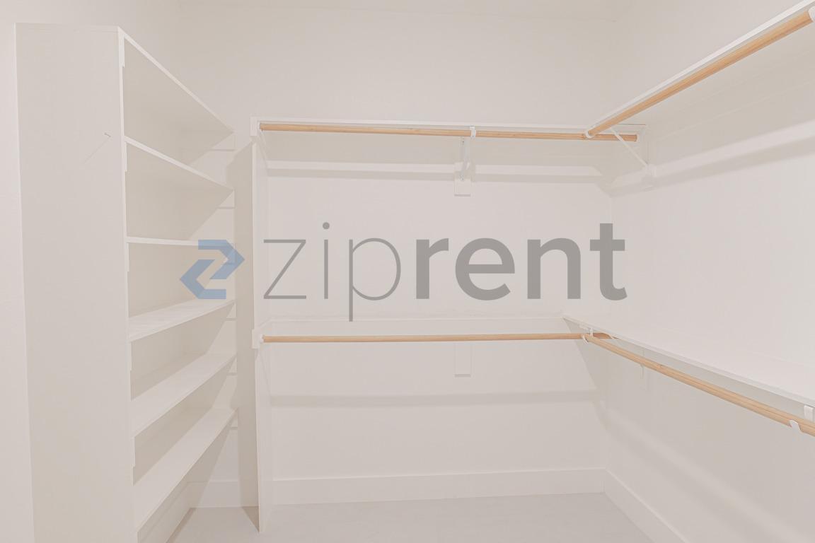 Building Photo - 9705 Lancelot Cir