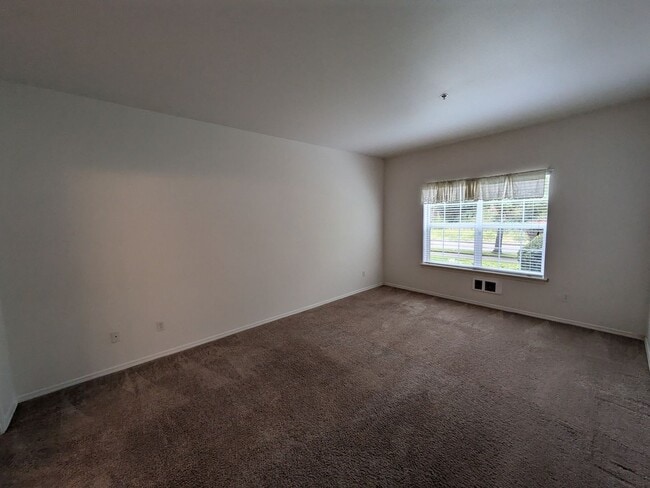 Building Photo - 1770 Spencer Ct