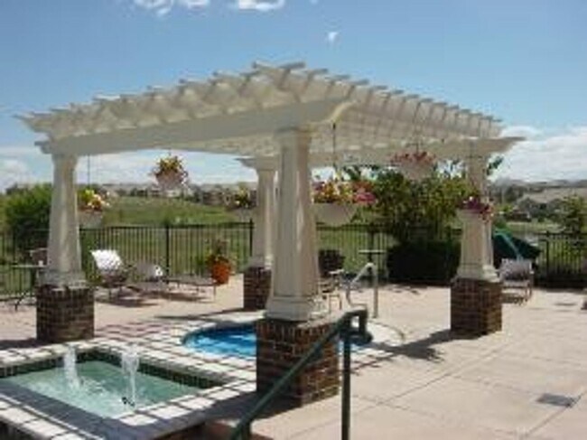 Building Photo - Saddlebrooke Condo with Views of the Pond ...