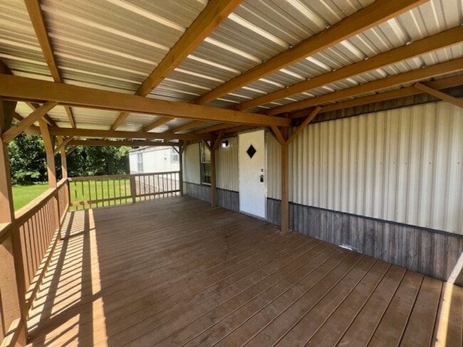 Building Photo - Don't Wait, Call Today