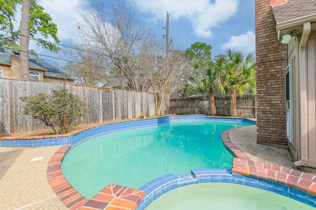 Building Photo - 12214 Cypresswood Dr