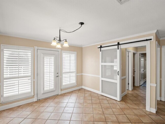 Building Photo - 6109 Grass Hollow