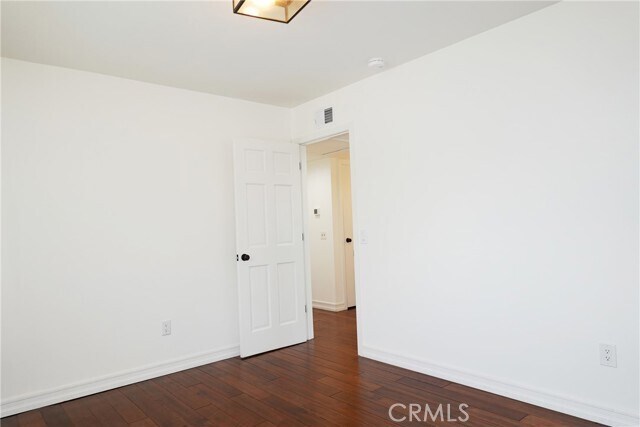 Building Photo - 6232 Hesperia Ave