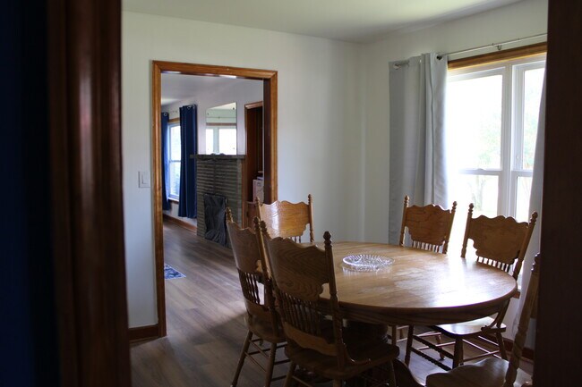 Building Photo - 414 Lee Dr