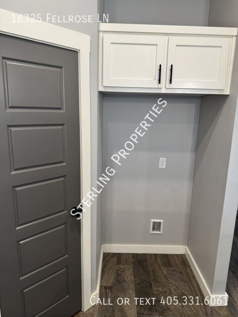 Building Photo - 16325 Fellrose Ln