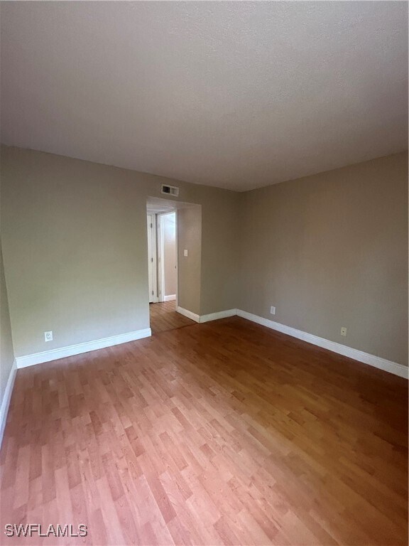Building Photo - 2835 Winkler Ave