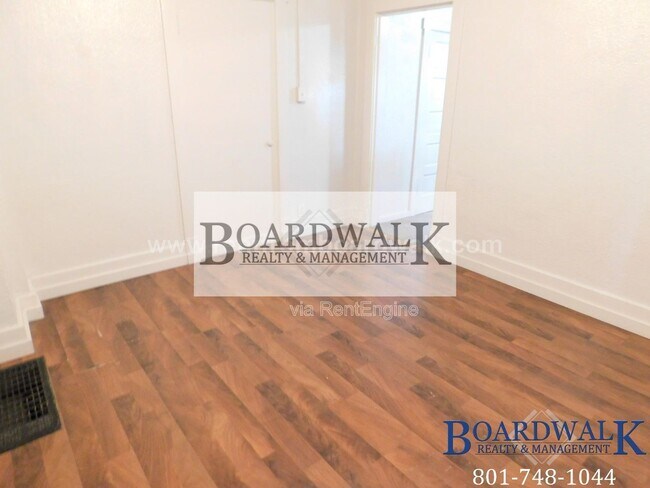 Building Photo - 2992 S 8850 W