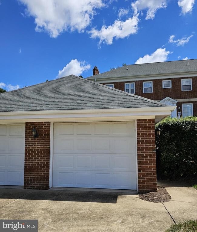 Building Photo - 1310 Ramseur Ln