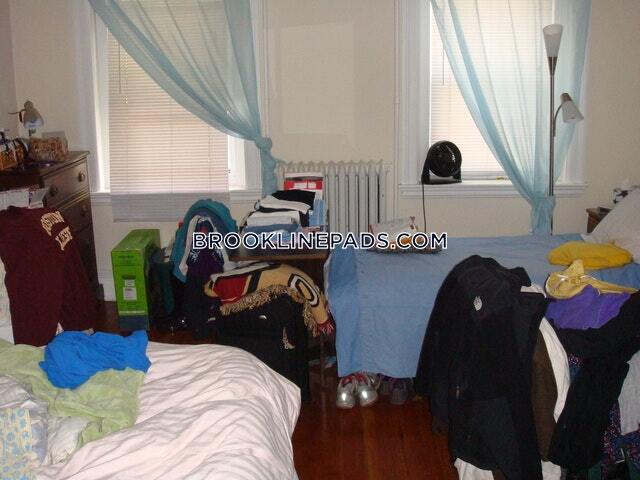 Building Photo - 1616 Beacon St
