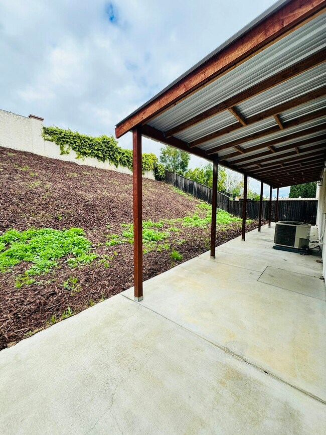 Building Photo - 5368 Rockrose Way