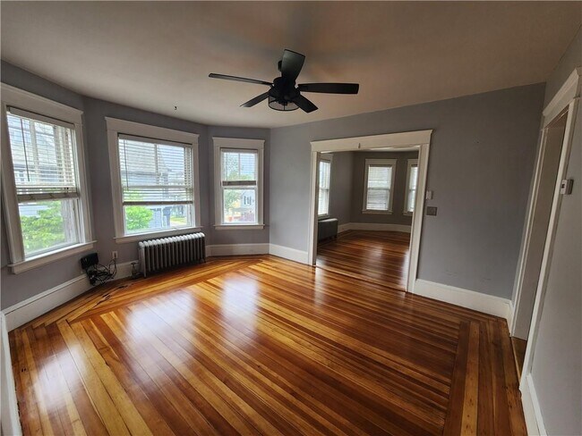 Building Photo - 58 2nd St