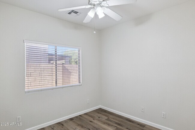 Building Photo - 6346 W Hess St