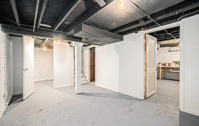 Building Photo - 1511 N 31st St
