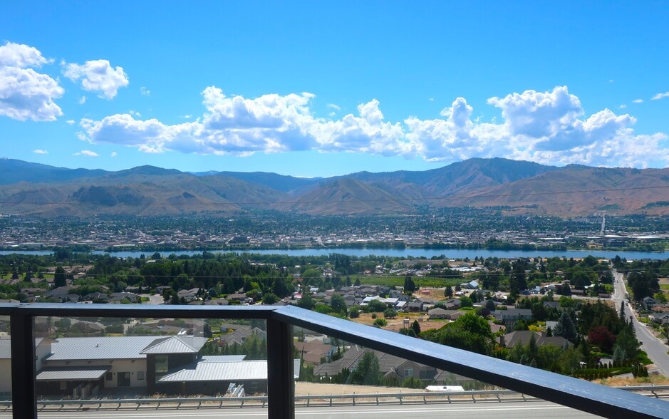 Building Photo - 466 Lower Daniels Dr