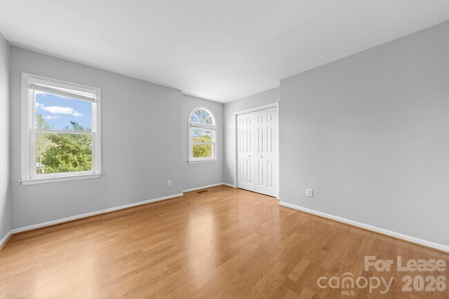 Building Photo - 214 Southern Cross Ln